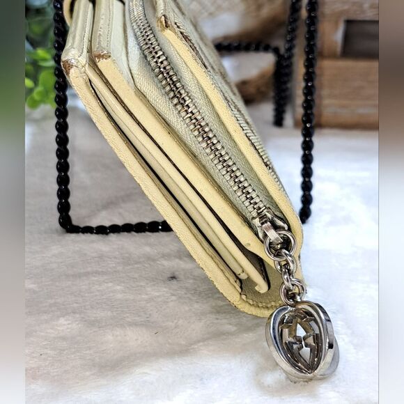 Authentic Gucci GG Canvas and Leather Wallet - Picture 6 of 16